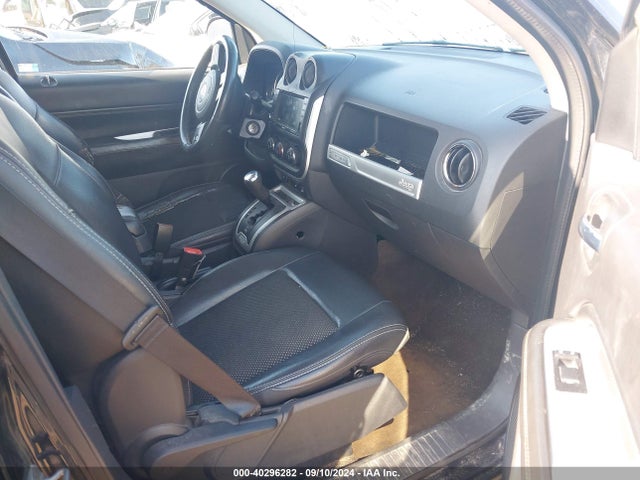 1C4NJCEA9ED529517 Jeep Compass Latitude