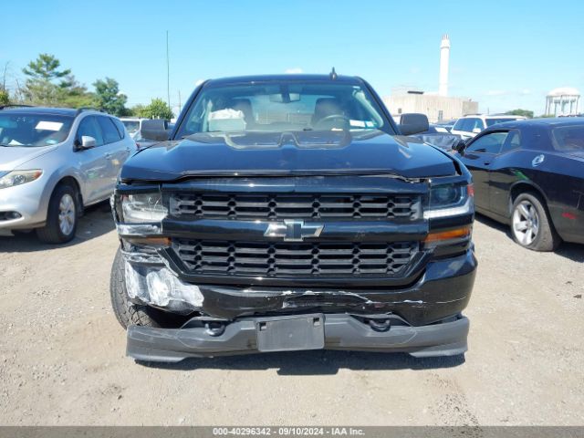 1GCVKPEC4JZ210058 Chevrolet Silverado 1500 Custom