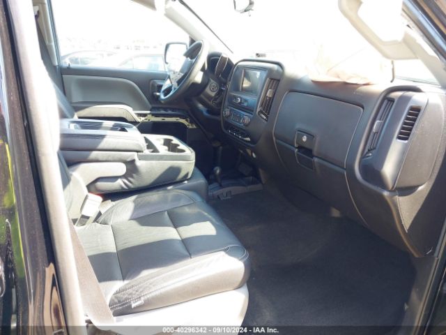 1GCVKPEC4JZ210058 Chevrolet Silverado 1500 Custom