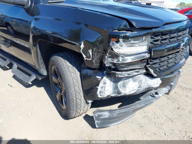 1GCVKPEC4JZ210058 Chevrolet Silverado 1500 Custom