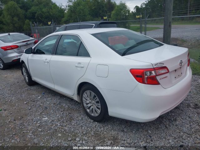 4T1BF1FK2EU846227 Toyota CAMRY LE