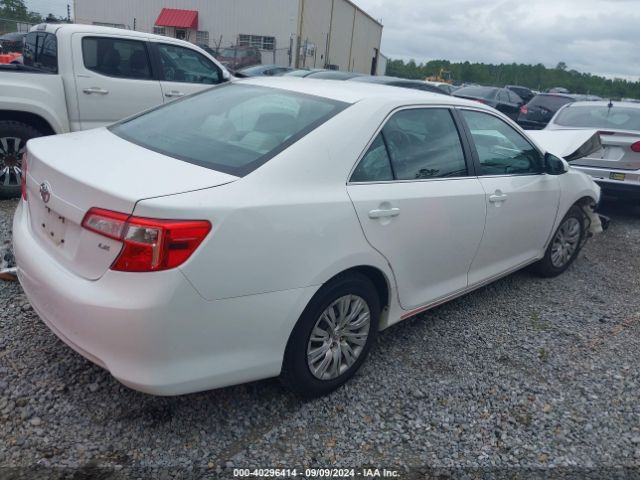 4T1BF1FK2EU846227 Toyota CAMRY LE