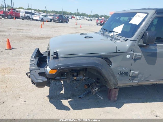 1C4HJXDG1KW659642 Jeep Wrangler Unlimited Sport Altitude 4x4