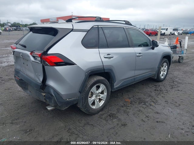 Toyota Rav4 Xle 2019 JTMW1RFV2KD012080 Image 4