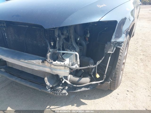 WA1CFAFP2FA043905 Audi Q5 2.0t Premium
