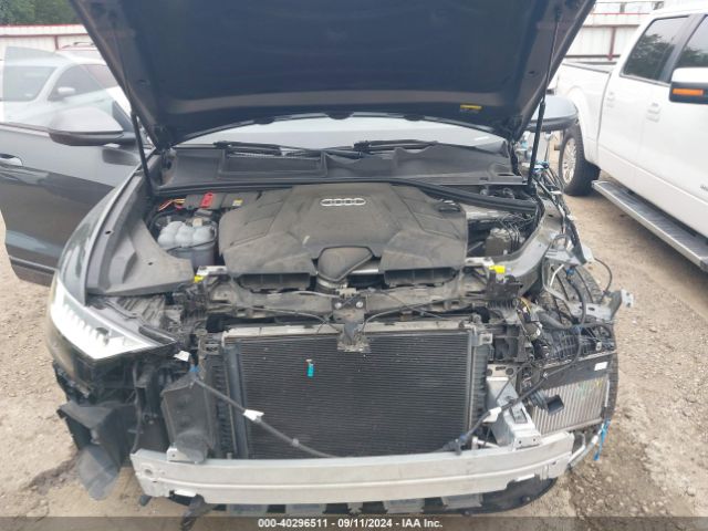 WA1FVAF13KD041052 Audi Q8 55 Premium