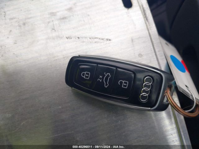 WA1FVAF13KD041052 Audi Q8 55 Premium