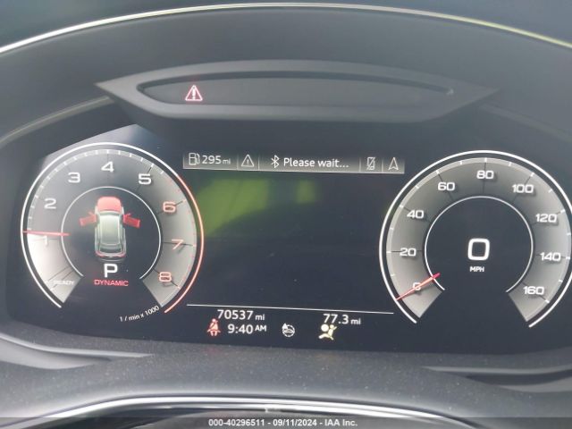 WA1FVAF13KD041052 Audi Q8 55 Premium