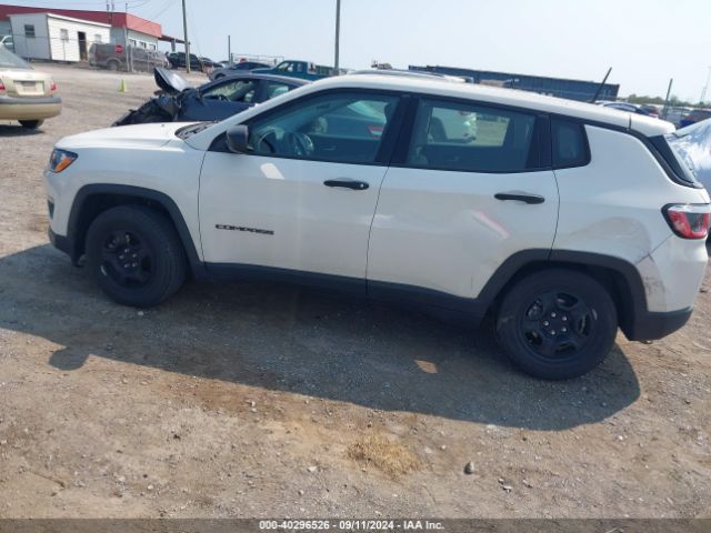 3C4NJCAB4JT194458 Jeep Compass Sport Fwd