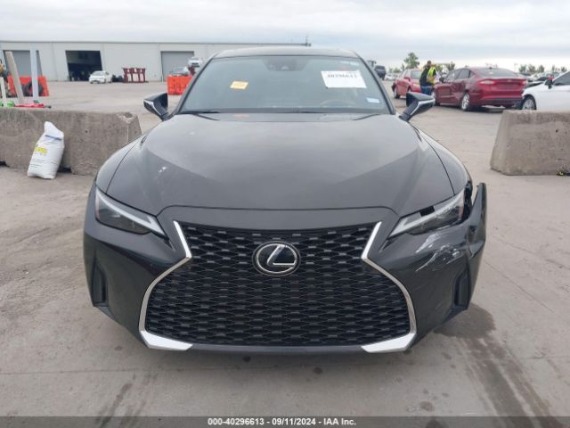 JTHDA1D29P5126739 Lexus IS 300