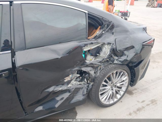 JTHDA1D29P5126739 Lexus IS 300