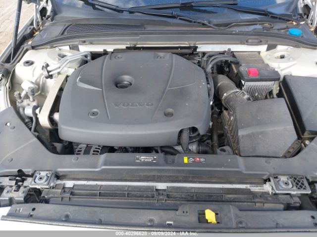 YV4102WK9L1030800 Volvo V60 Cross Country T5