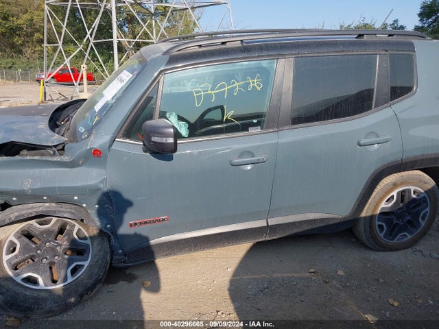ZACCJBCTXGPD37226 Jeep Renegade Trailhawk