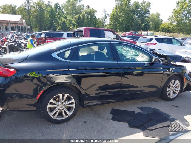 1C3CCCAB1GN117027 Chrysler 200 Limited