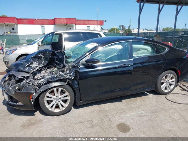 1C3CCCAB1GN117027 Chrysler 200 Limited