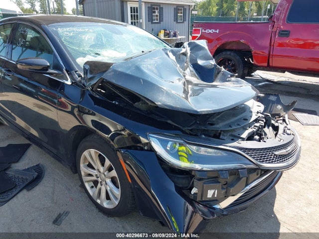 1C3CCCAB1GN117027 Chrysler 200 Limited