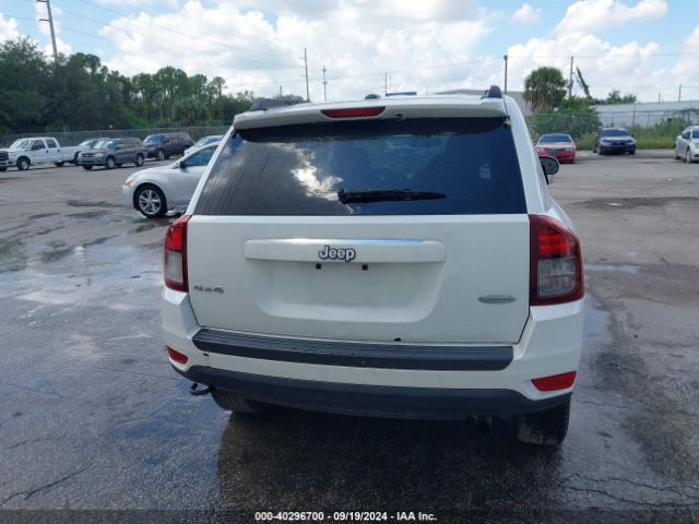 1C4NJDEB4GD542614 Jeep Compass Latitude