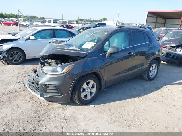 Chevrolet Trax Lt 2018 3GNCJLSB3JL258647 Image 2