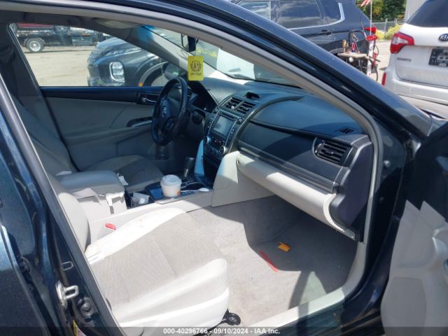 4T1BD1FK9EU112061 Toyota Camry Hybrid Xle