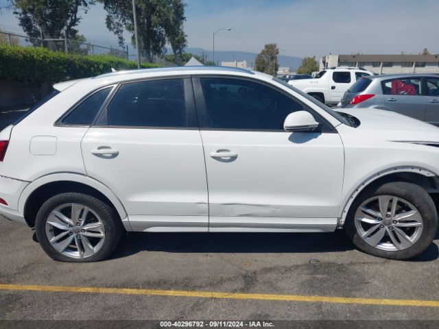 WA1ECCFS5HR008412 Audi Q3 2.0t Premium