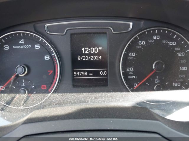 WA1ECCFS5HR008412 Audi Q3 2.0t Premium
