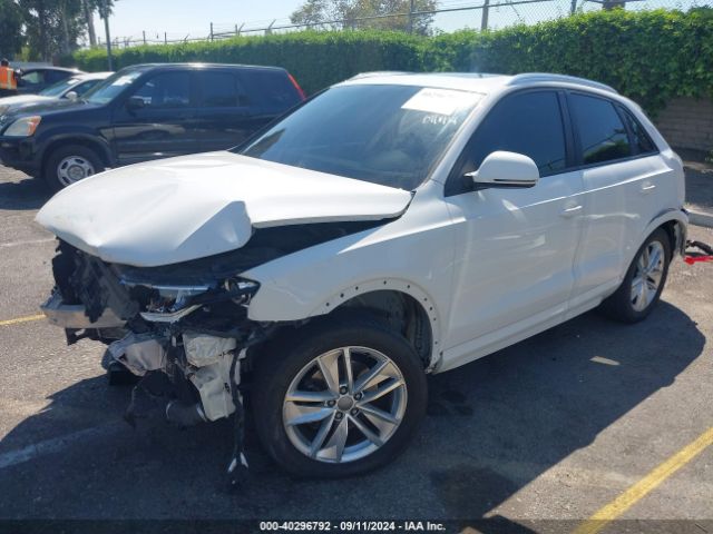 WA1ECCFS5HR008412 Audi Q3 2.0t Premium