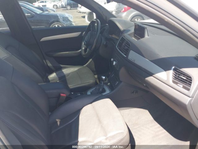WA1ECCFS5HR008412 Audi Q3 2.0t Premium