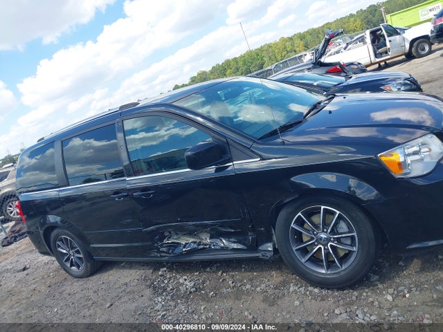 Dodge Grand Caravan Sxt 2017 2C4RDGCG4HR624432 Image 13