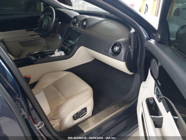 2015 JAGUAR XJ SAJXJ1CD4F8V88979 Photo 4