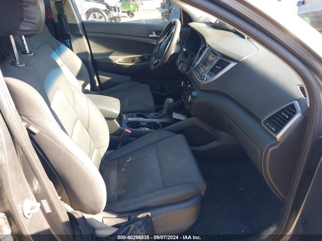 Hyundai TUCSON SE 2017 KM8J33A49HU530028 Image 5