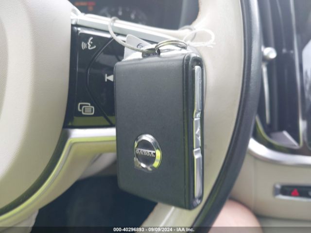 7JR102FK2MG096902 Volvo S60 T5 Momentum