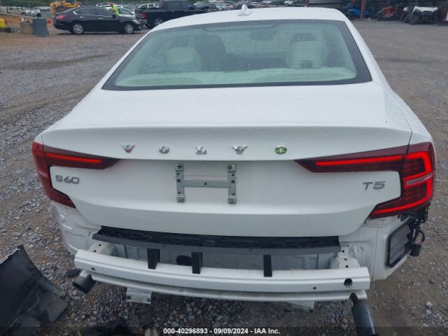7JR102FK2MG096902 Volvo S60 T5 Momentum