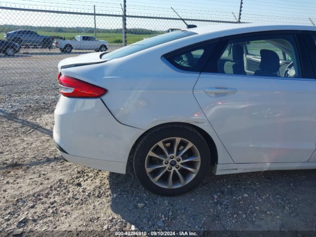 3FA6P0H75HR355495 Ford FUSION SE