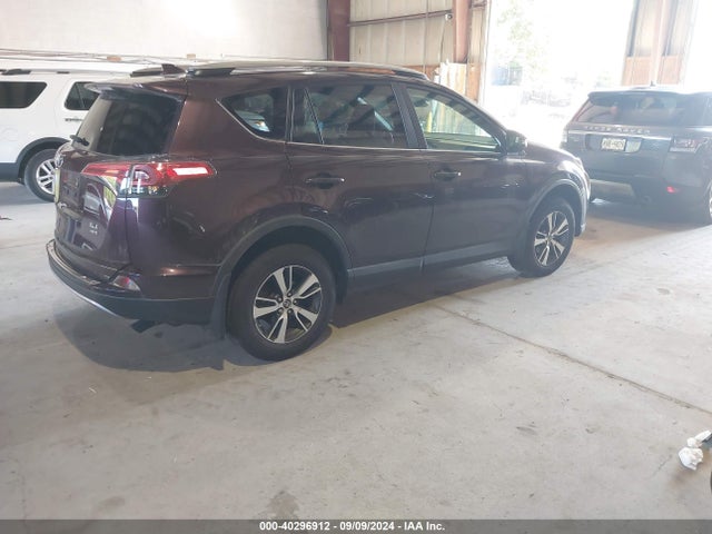 Toyota Rav4 Xle 2018 2T3RFREV2JW781227 Image 4