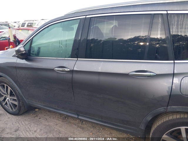Honda Pilot Touring 2016 5FNYF5H98GB040730 Image 15