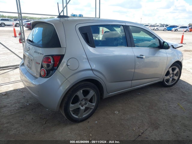 Chevrolet Sonic Ltz Auto 2015 1G1JE6SB2F4201173 Image 4