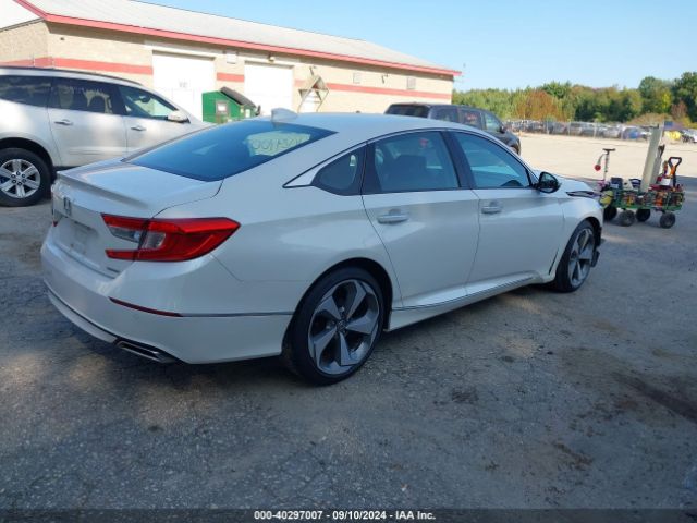 1HGCV1F9XJA109539 Honda Accord Touring