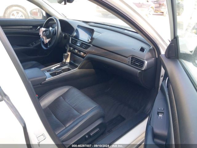 1HGCV1F9XJA109539 Honda Accord Touring