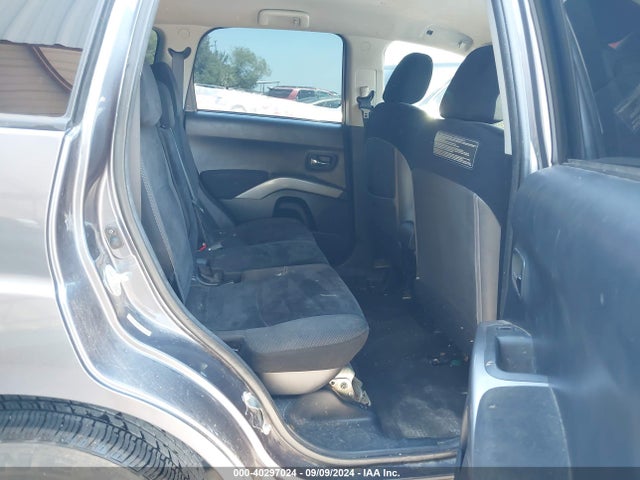 2010 MITSUBISHI OUTLANDER JA4AS2AW6AZ001562 Photo 7