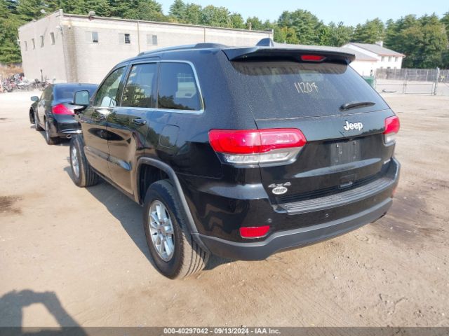 1C4RJFAG4KC635453 Jeep Grand Cherokee Laredo E 4x4