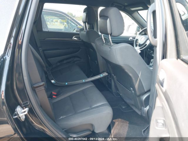 1C4RJFAG4KC635453 Jeep Grand Cherokee Laredo E 4x4
