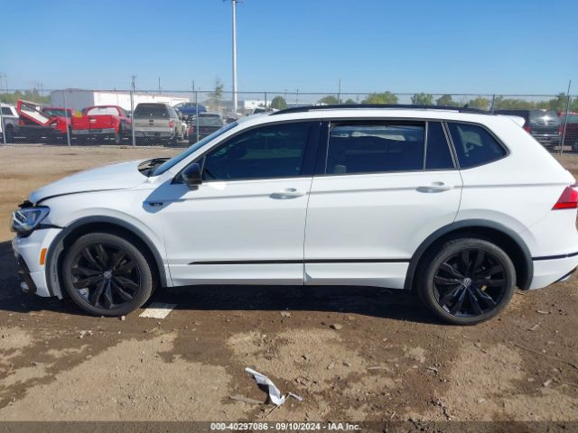 3VV2B7AX2LM152260 Volkswagen Tiguan 2.0t Se/2.0t Se R-line Black/2.0t Sel