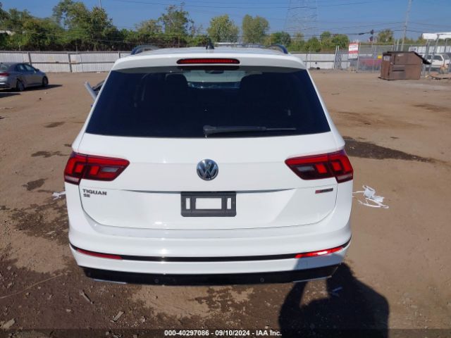 3VV2B7AX2LM152260 Volkswagen Tiguan 2.0t Se/2.0t Se R-line Black/2.0t Sel