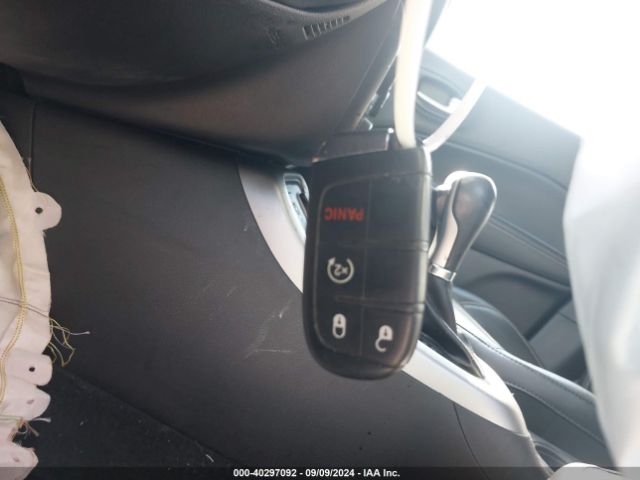 3C4NJCBBXJT136952 Jeep Compass Latitude Fwd