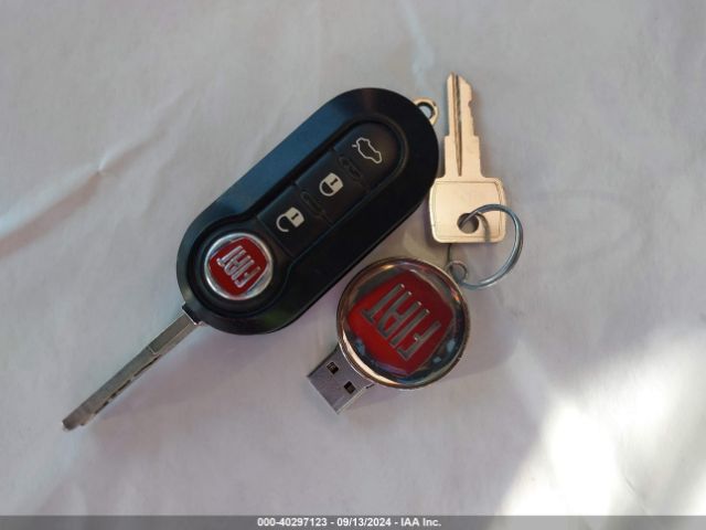 2012 FIAT 500C 3C3CFFER3CT127617 Photo 10