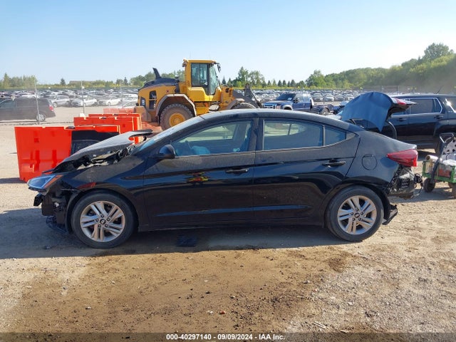 Hyundai Elantra Value Edition 2019 5NPD84LF1KH453003 Image 14