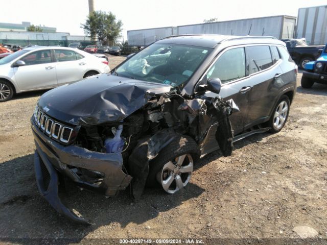 3C4NJDBB3JT153128 Jeep Compass Latitude 4x4