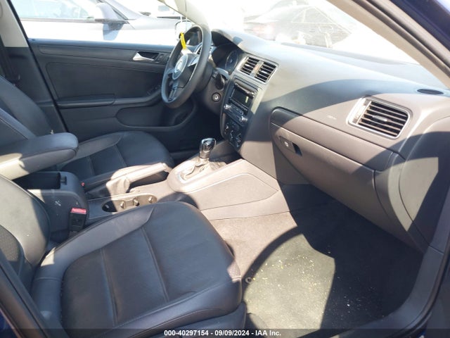 3VWD17AJ5EM427173 Volkswagen Jetta 1.8t Se