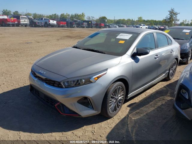 3KPF54AD8NE424514 KIA Forte Gt-line