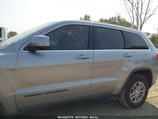 1C4RJEAG1JC132312 Jeep Grand Cherokee Laredo 4x2